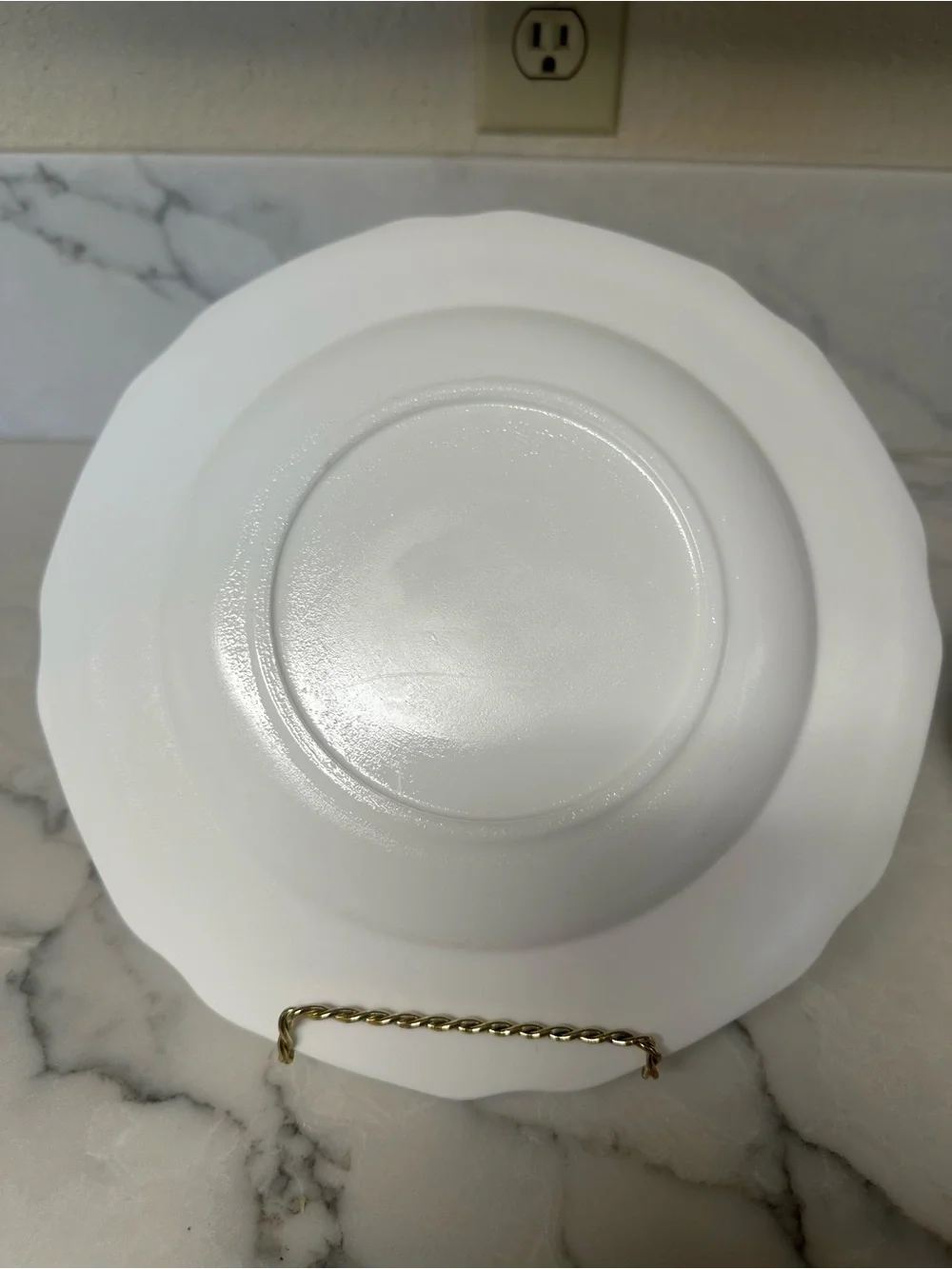 Vtg Colony Glass Co Harvest Grape White Milk Glass Dinner Plates 9 7/8” Set of 5